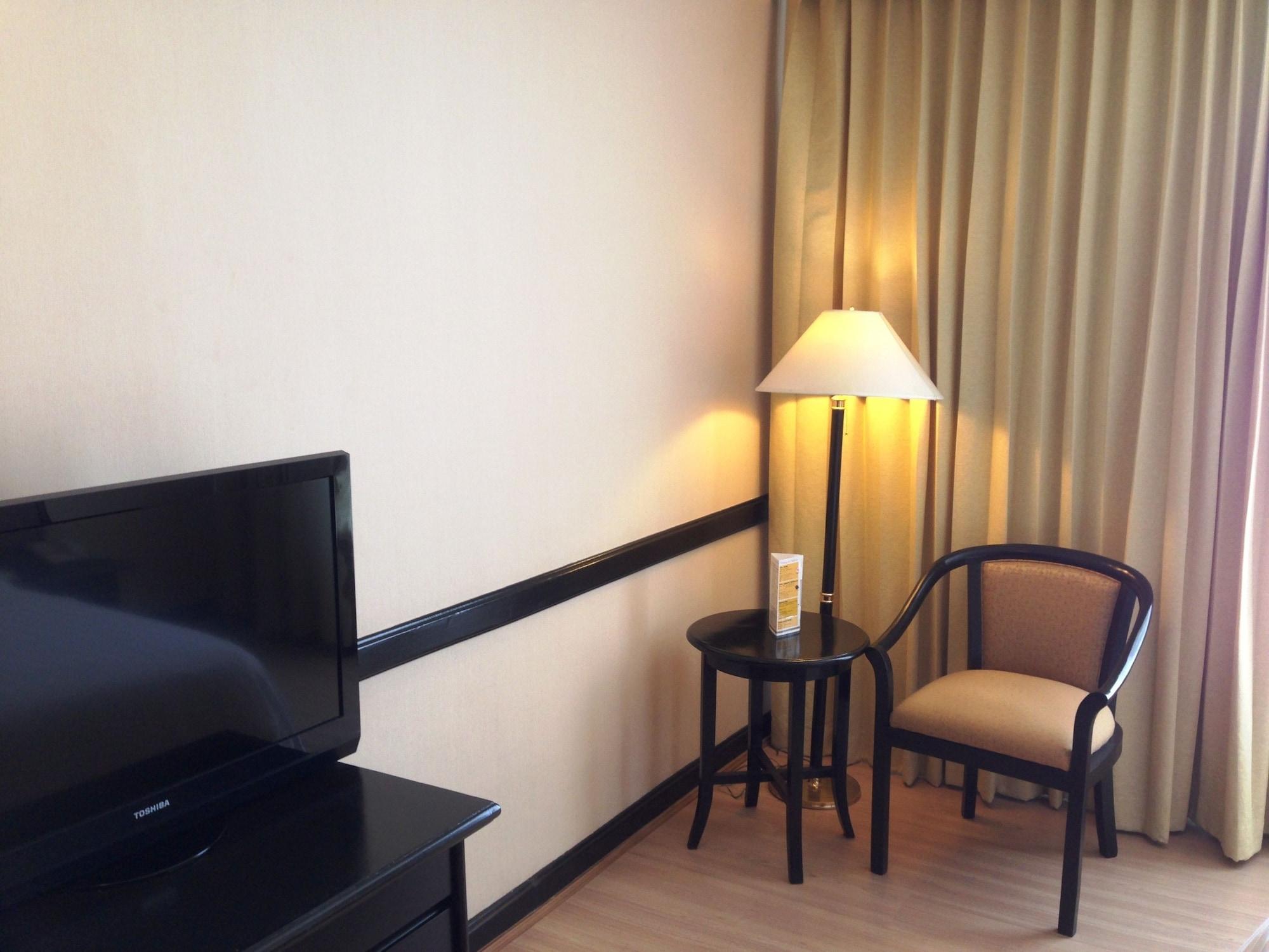The City Hotel Sriracha By Bbh Japan Si Racha Esterno foto