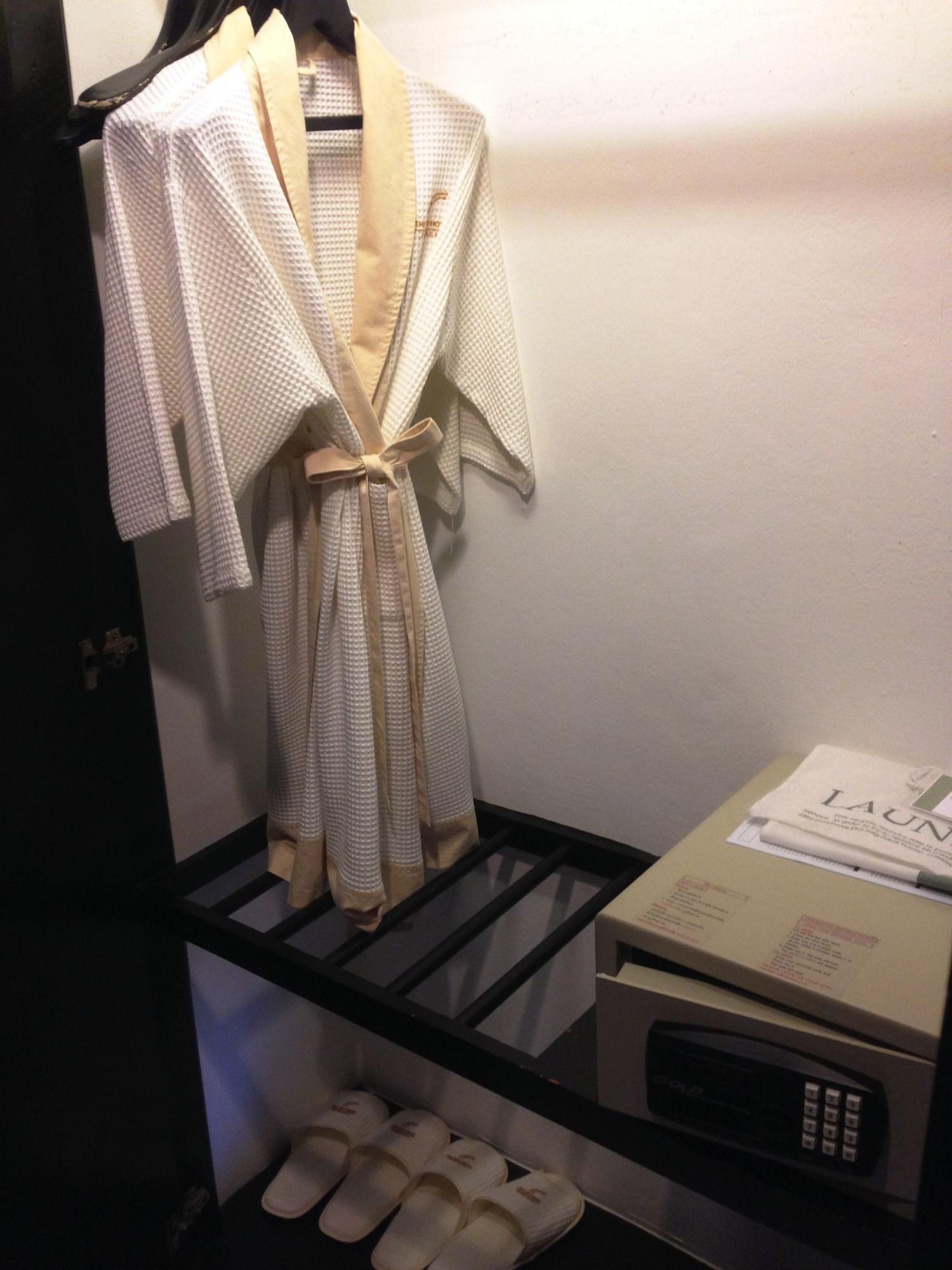 The City Hotel Sriracha By Bbh Japan Si Racha Esterno foto